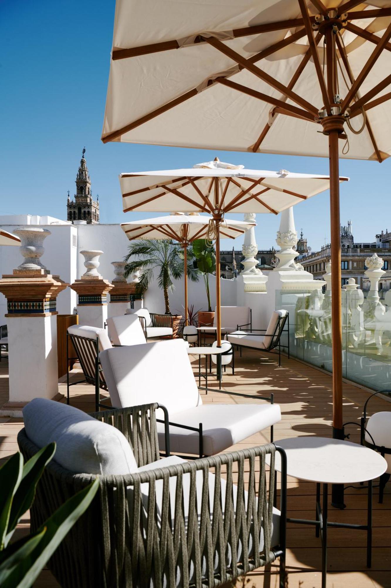 Mercer Plaza Sevilla 5 Gl Екстериор снимка
